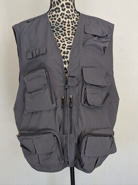 Utility Multi-Pocket Vest in Slate Gray